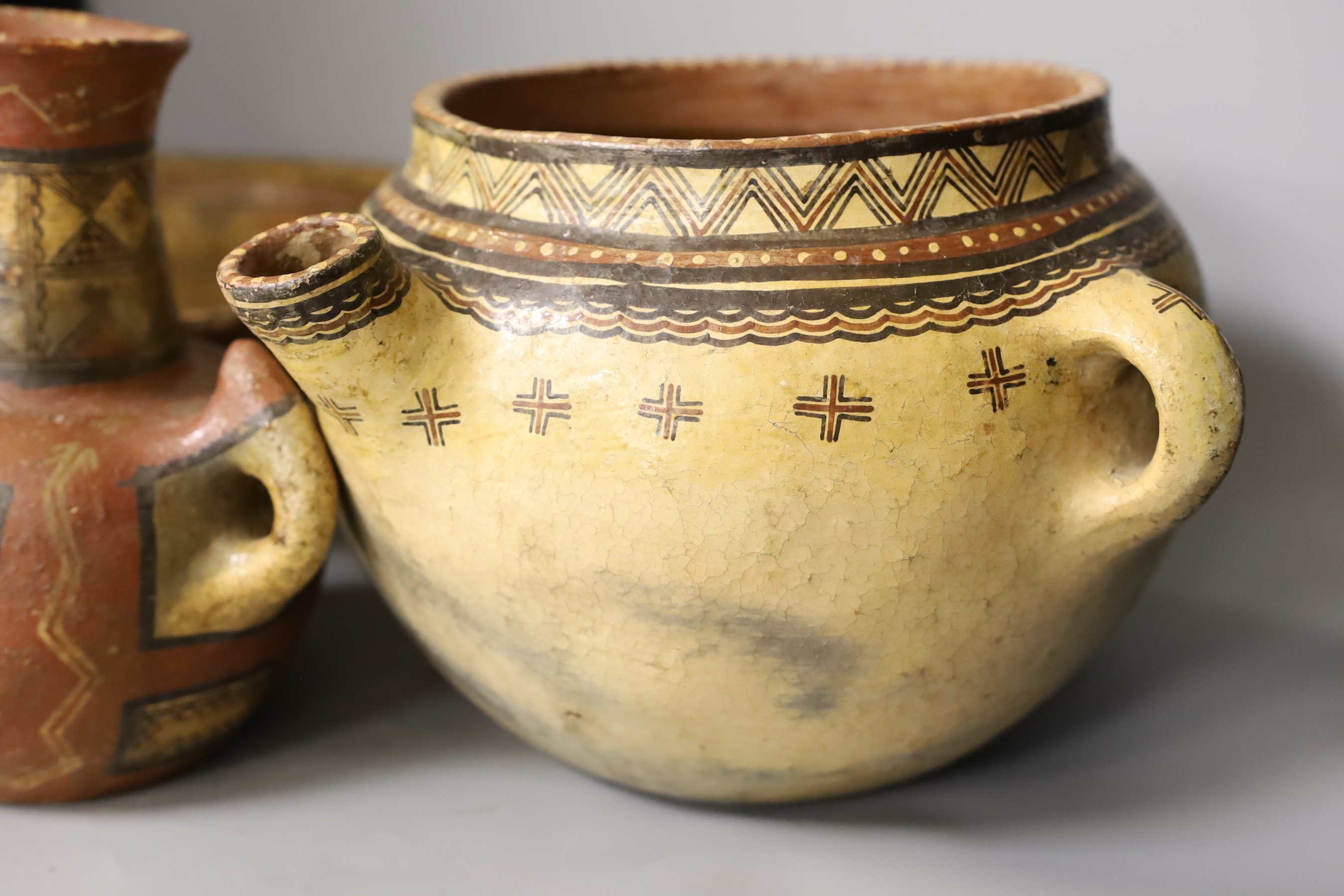 Three Berber pottery vessels, Algeria/Morocco, largest 32.5cm